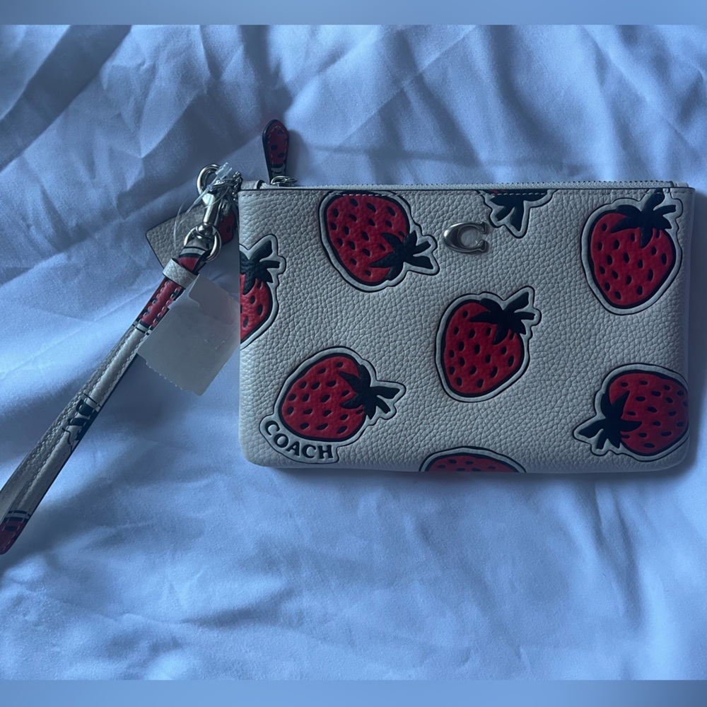 *NWOT* COACH STRAWBERRY WRISTLET